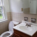 17-W-Arrowhead-Rd-Bathroom